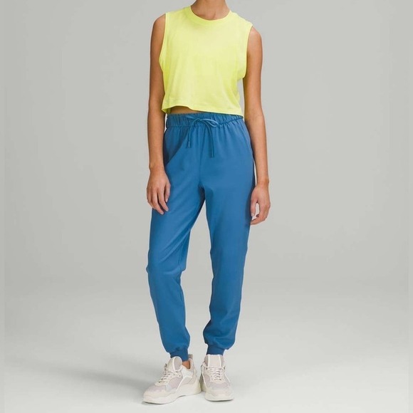 lululemon athletica Pants - Lululemon Stretch High-Rise Jogger *Full Length Soft Denim sz 10